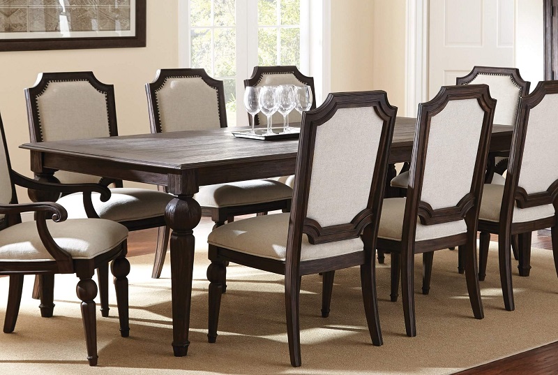 Different Types of Dining Tables You Can Buy