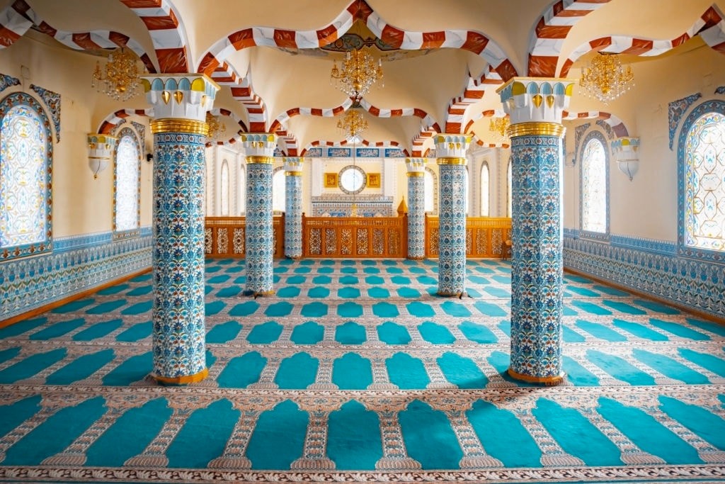 8 Reasons Why Installing A Mosque Carpet Is the Best Idea