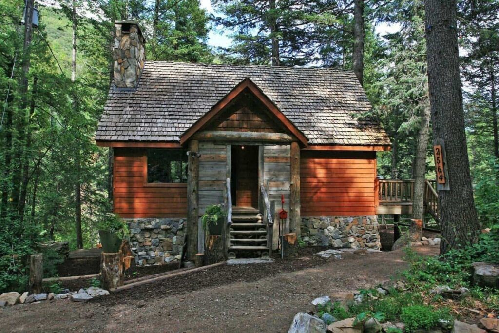 Compelling Reasons As to why You Should Book a Cabin on a Vacation